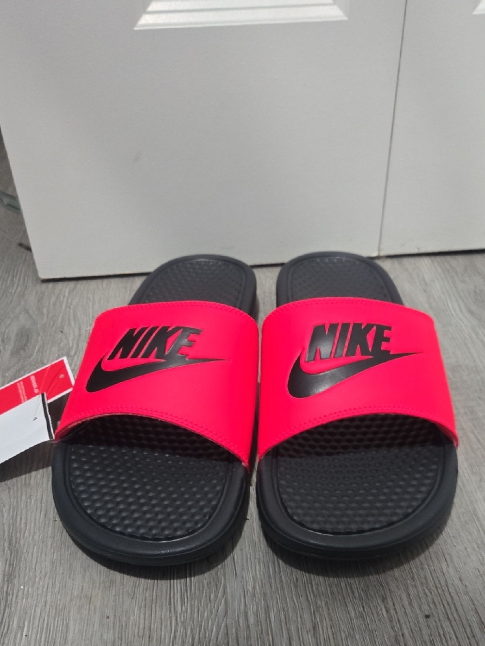 Nike Hot Pink and Black Slide Sandals